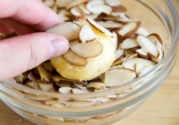 almond butter crunch cookies recipe