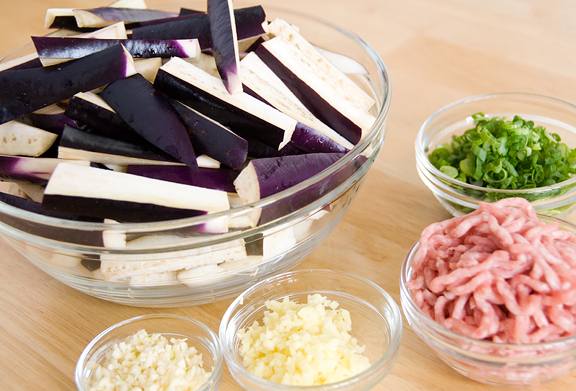 These Tiny Mise En Place Bowls Help Me Streamline Weeknight Cooking