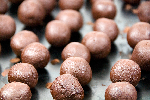 Truffle Fill and Dump Chocolate Mold